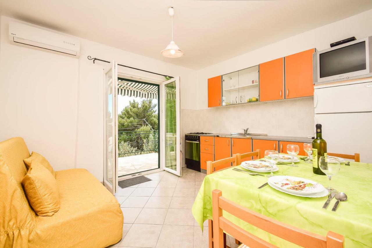 Apartments Zoricic Жаборич Екстериор снимка