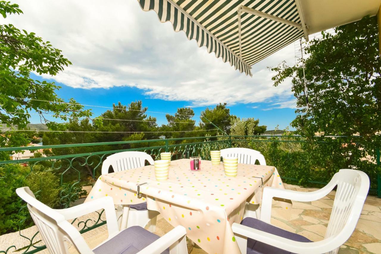 Apartments Zoricic Жаборич Екстериор снимка