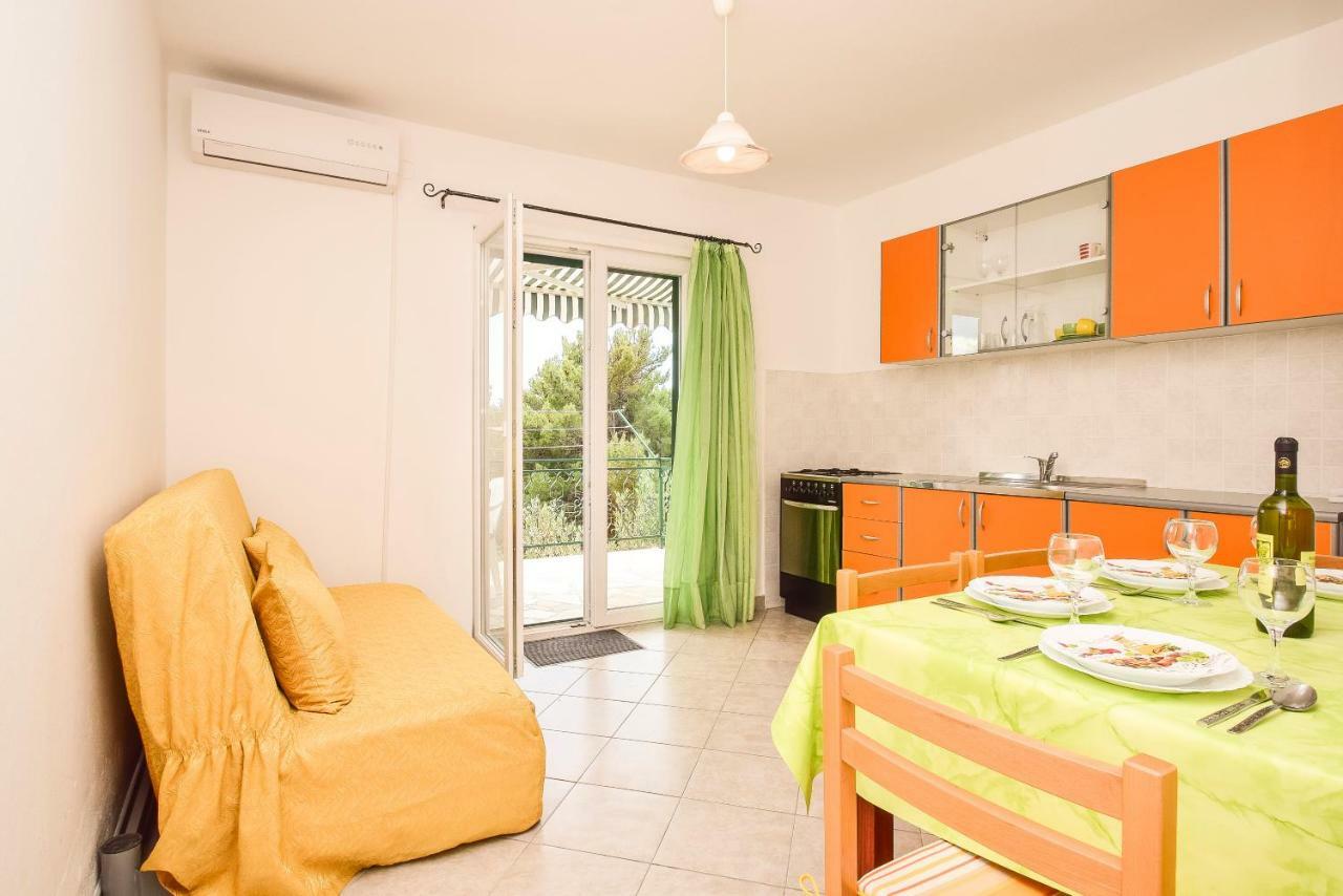 Apartments Zoricic Жаборич Екстериор снимка