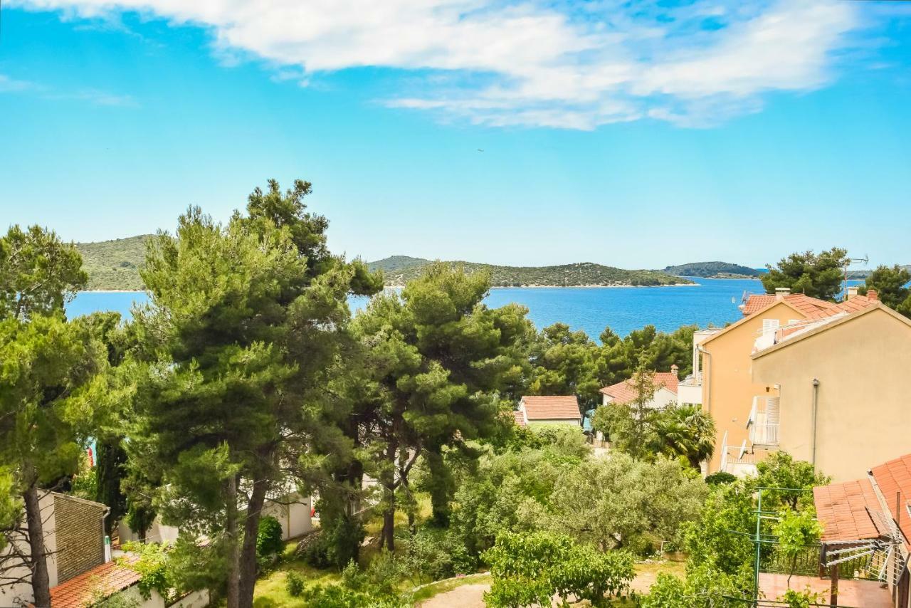 Apartments Zoricic Жаборич Екстериор снимка